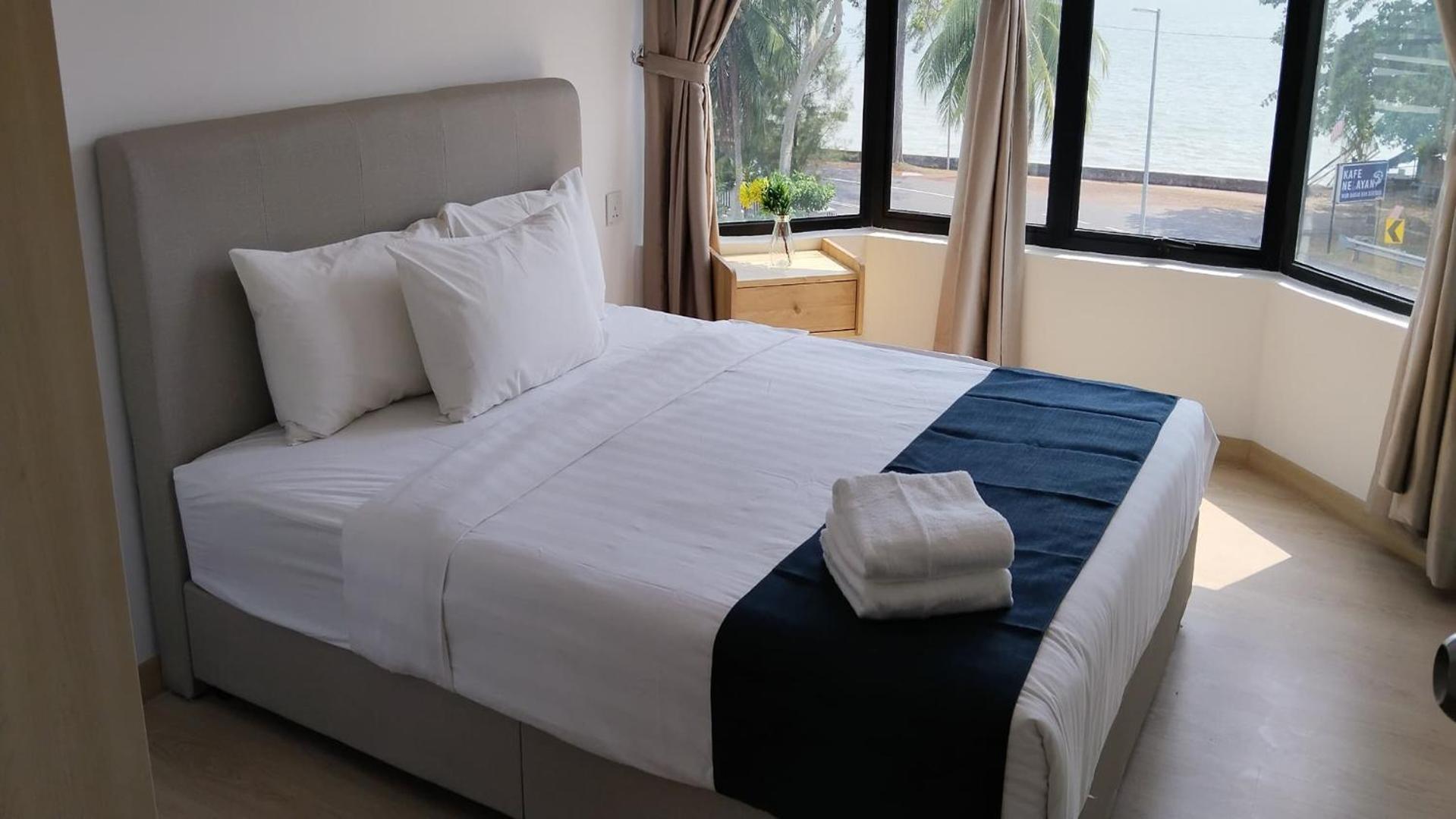 Mutiara Melaka Beach Resort - Islamic Compliance Only Tangga Batu Buitenkant foto